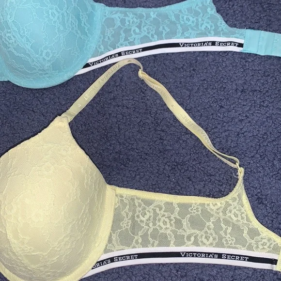 2 Victoria’s Secret bras - Picture 3 of 11